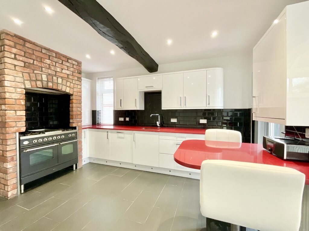 Crewe Road, Shavington, CW2