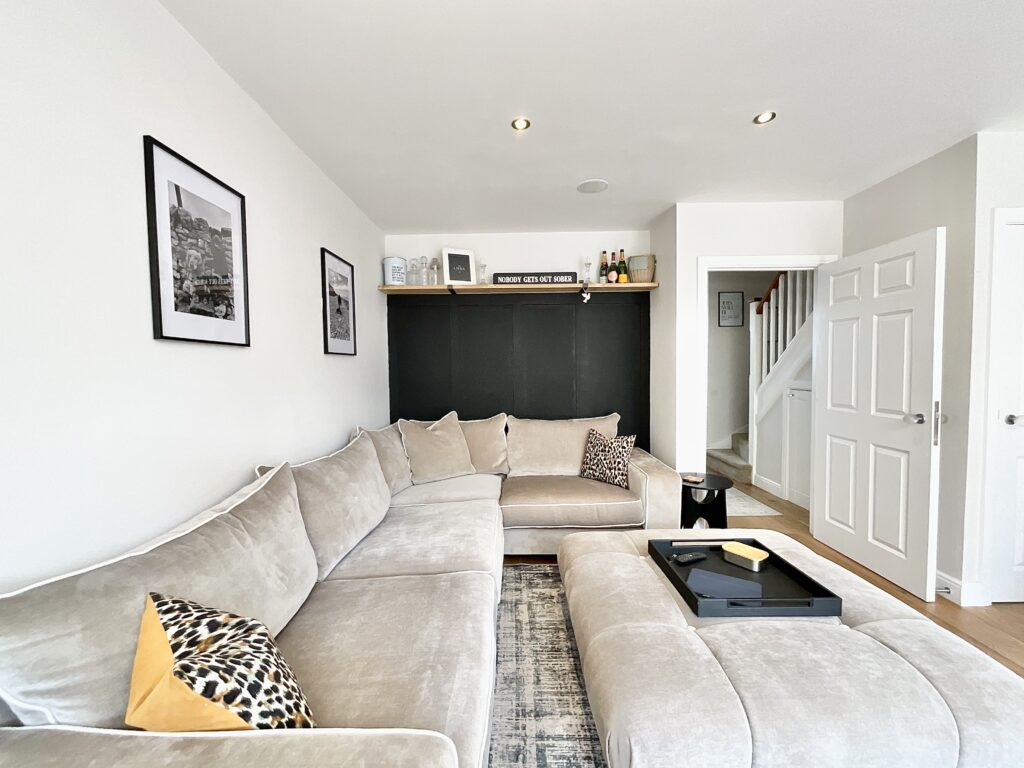 Stone Road, Uttoxeter, ST14