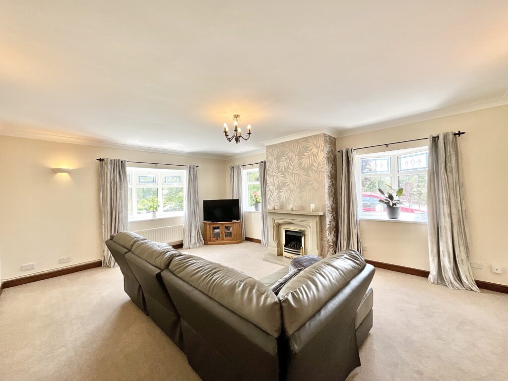 Froghall Road, Cheadle, ST10