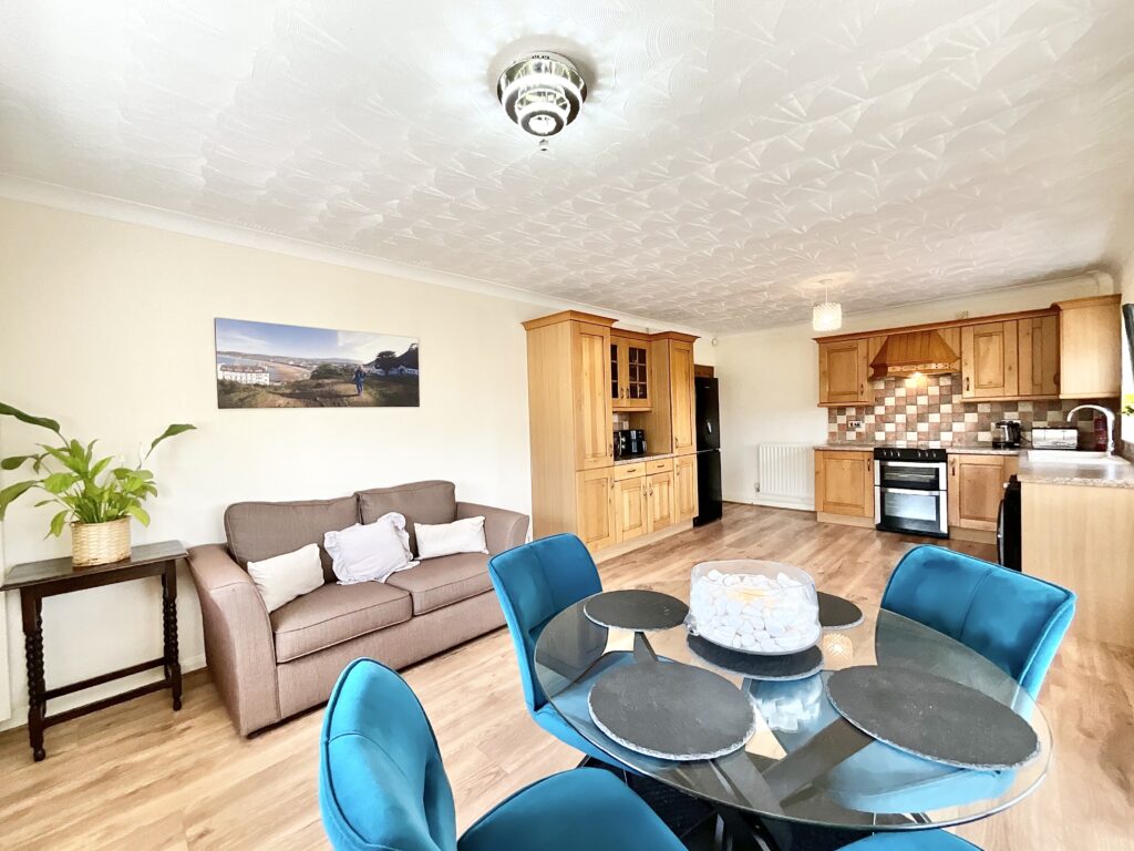 Froghall Road, Cheadle, ST10
