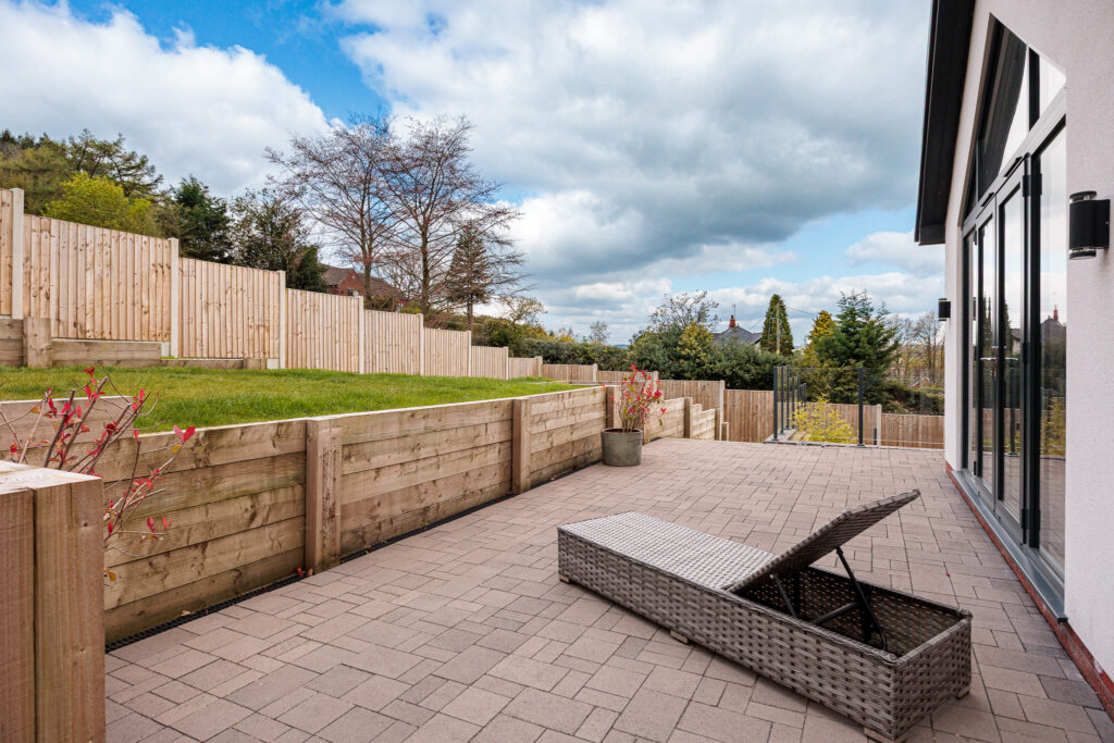 Harewood Close, Cheadle, ST10