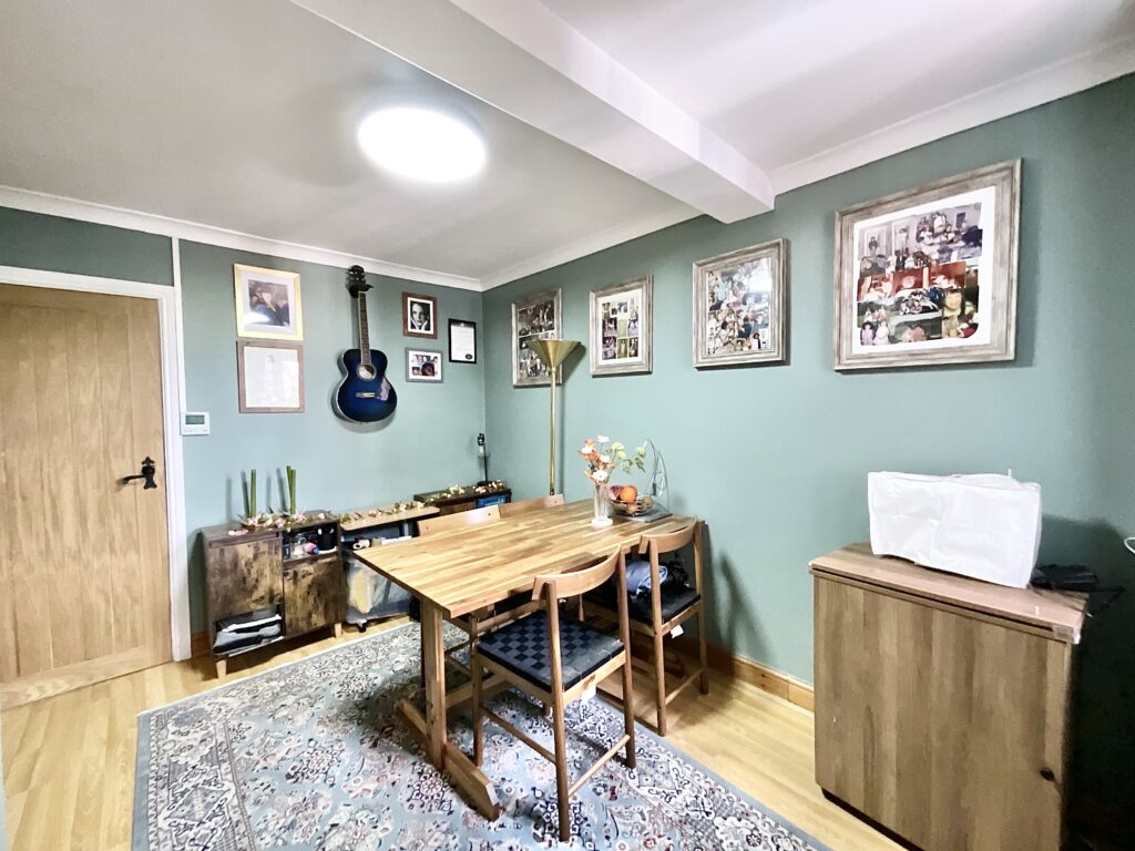 Sarver Lane, Dilhorne, ST10