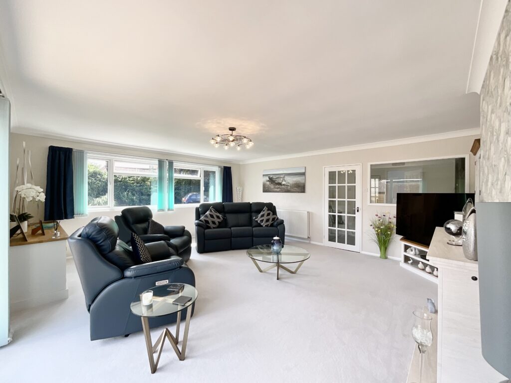 St. Johns Close, Stowe-By-Chartley, ST18