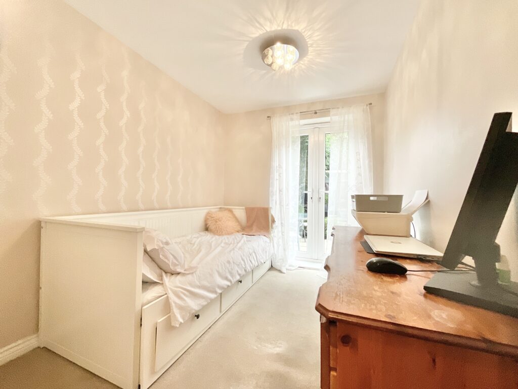 Stuart Way, Market Drayton, TF9