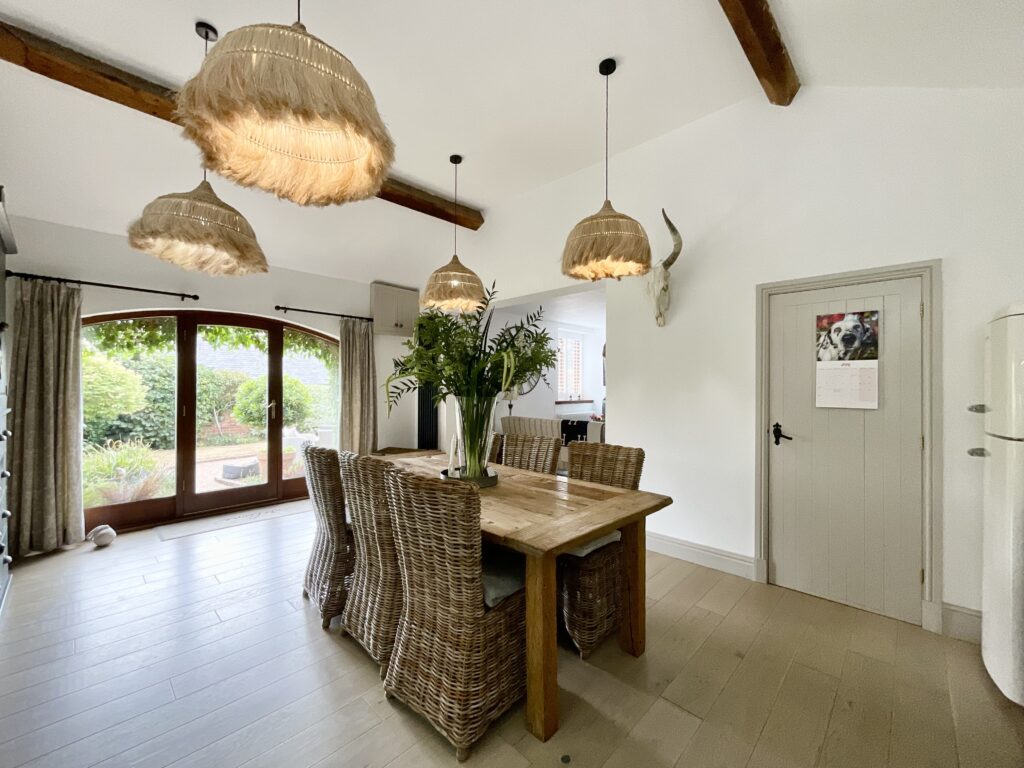 Tixall Court, Tixall, ST18