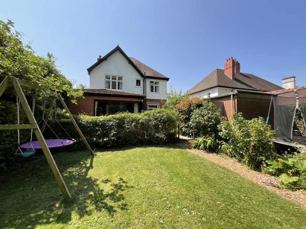 Airdale Road, Stone, ST15