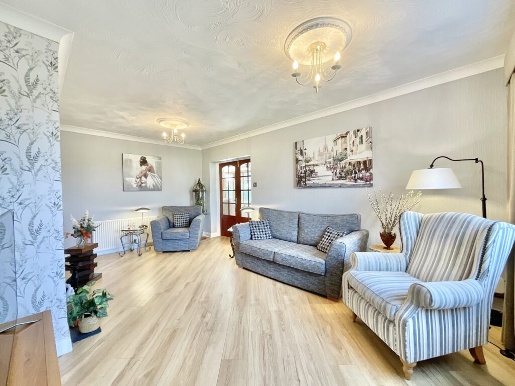 Meadow Way, Stone, ST15