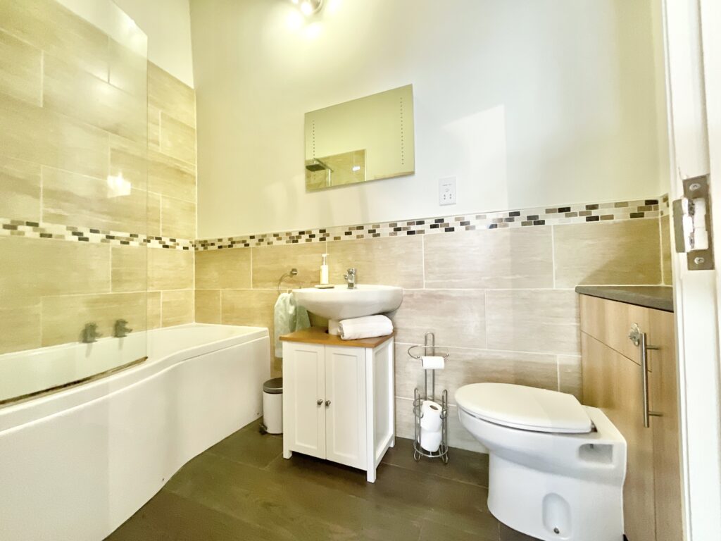 Aston, Aston Manor Barns, TF9