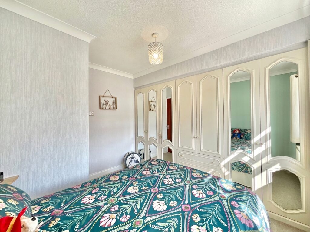 Meadow Way, Stone, ST15