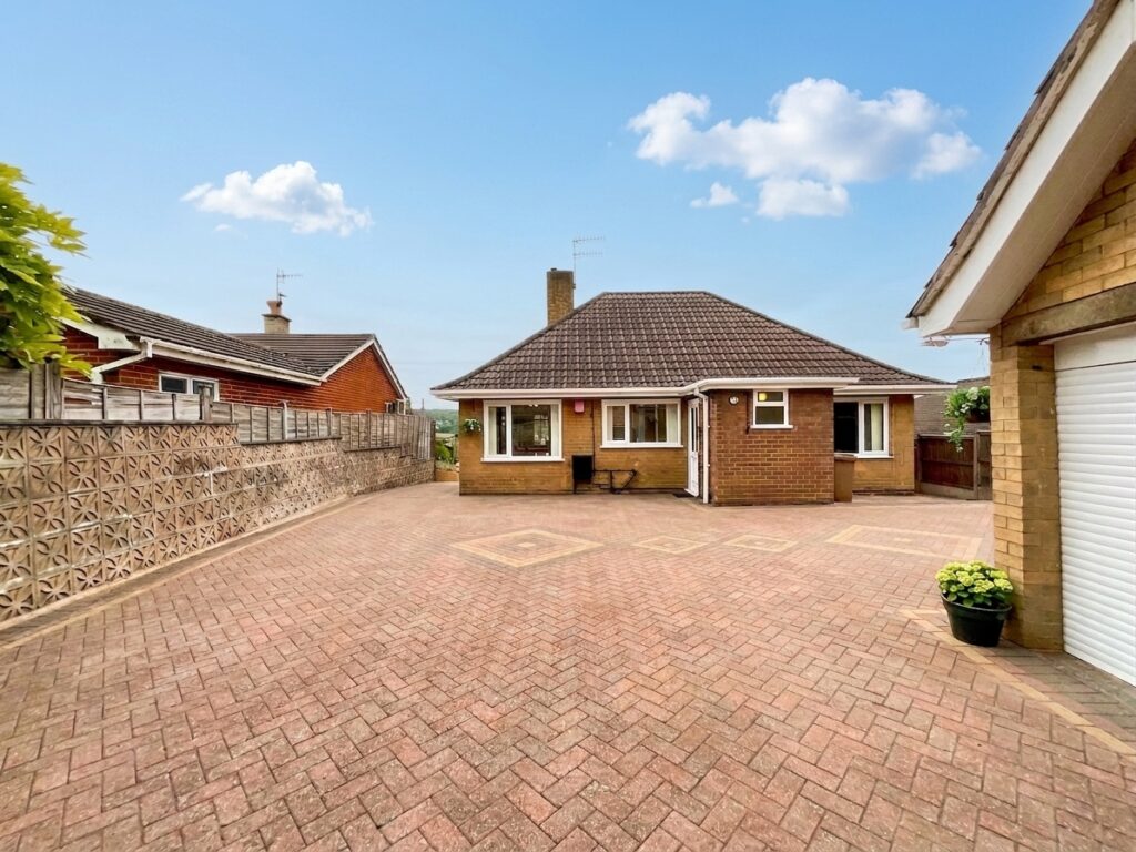 Lightwood Road, Stoke-On-Trent, ST3