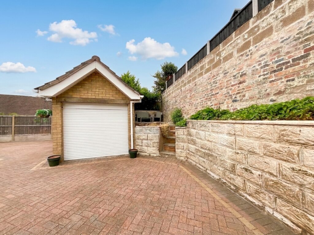 Lightwood Road, Stoke-On-Trent, ST3