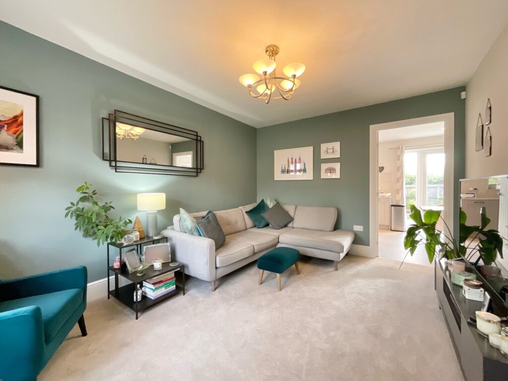 Camp Hill Drive, Henhull, CW5