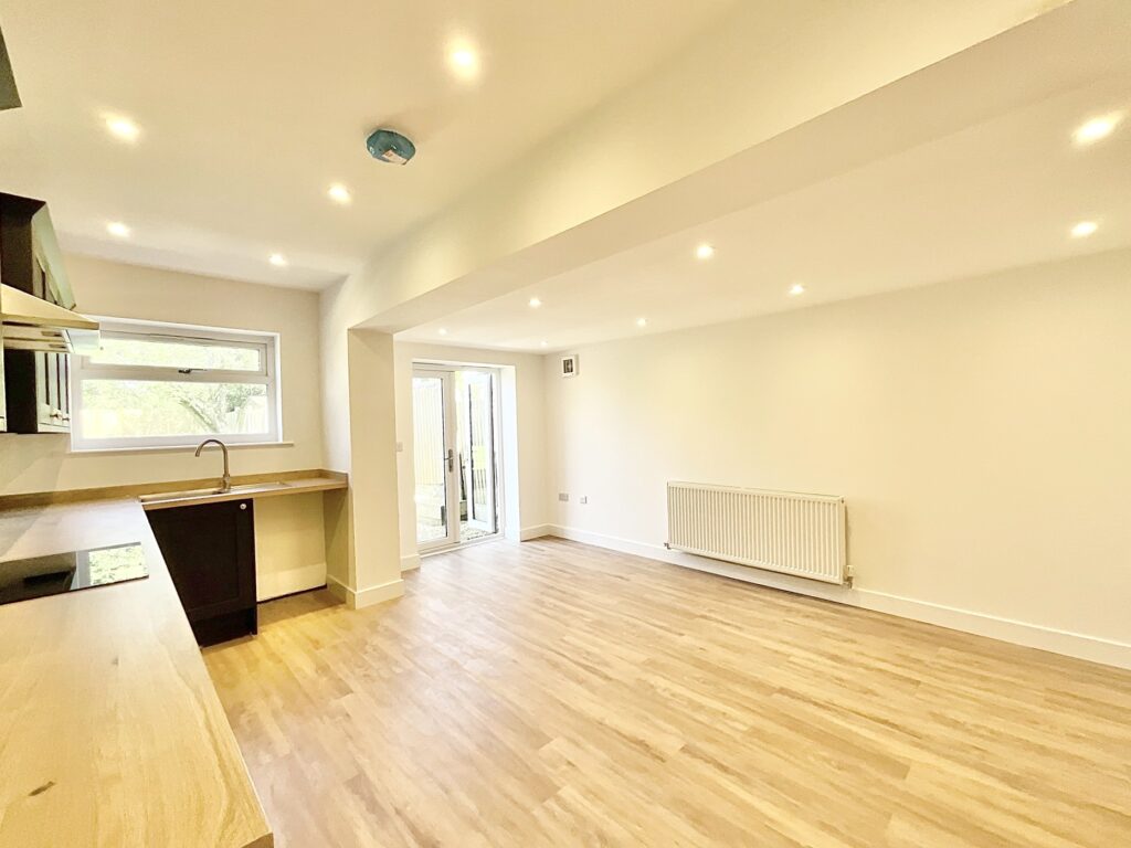 Uttoxeter Road, Draycott, ST11