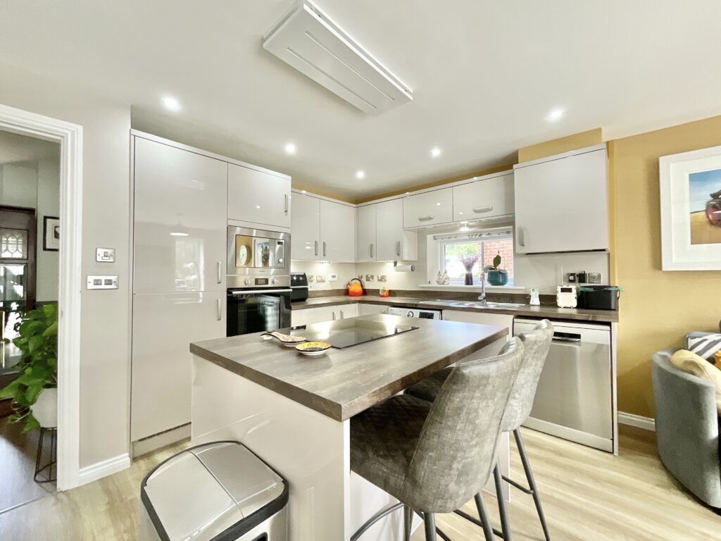 Leighton View, Loggerheads, TF9
