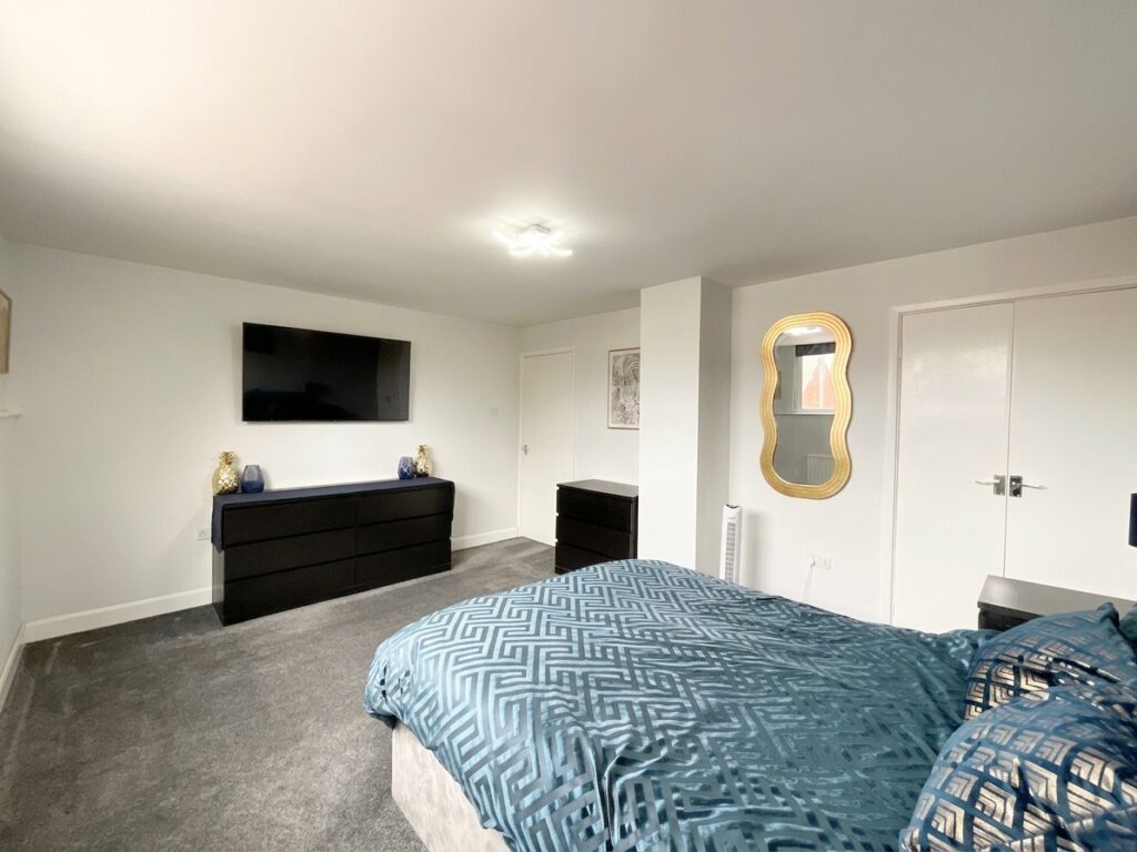 Newland Avenue, Stafford, ST16