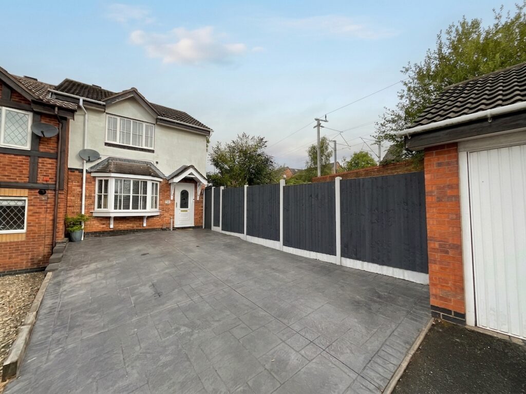 Taverners Drive, Stone, ST15